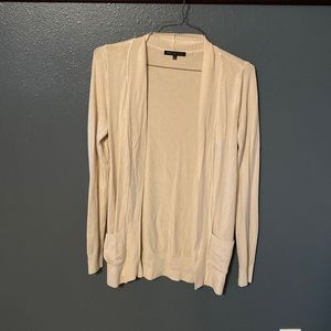 Cardigan sweater